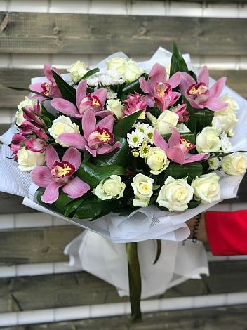 Букет цветов из: Розы и Хризантемы в Шерловой Горе
