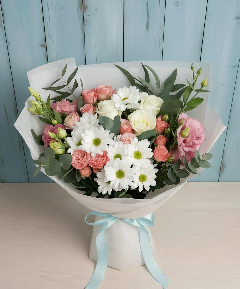 Букет цветов из: Розы, Лизиантусы и Хризантемы в Шерловой Горе