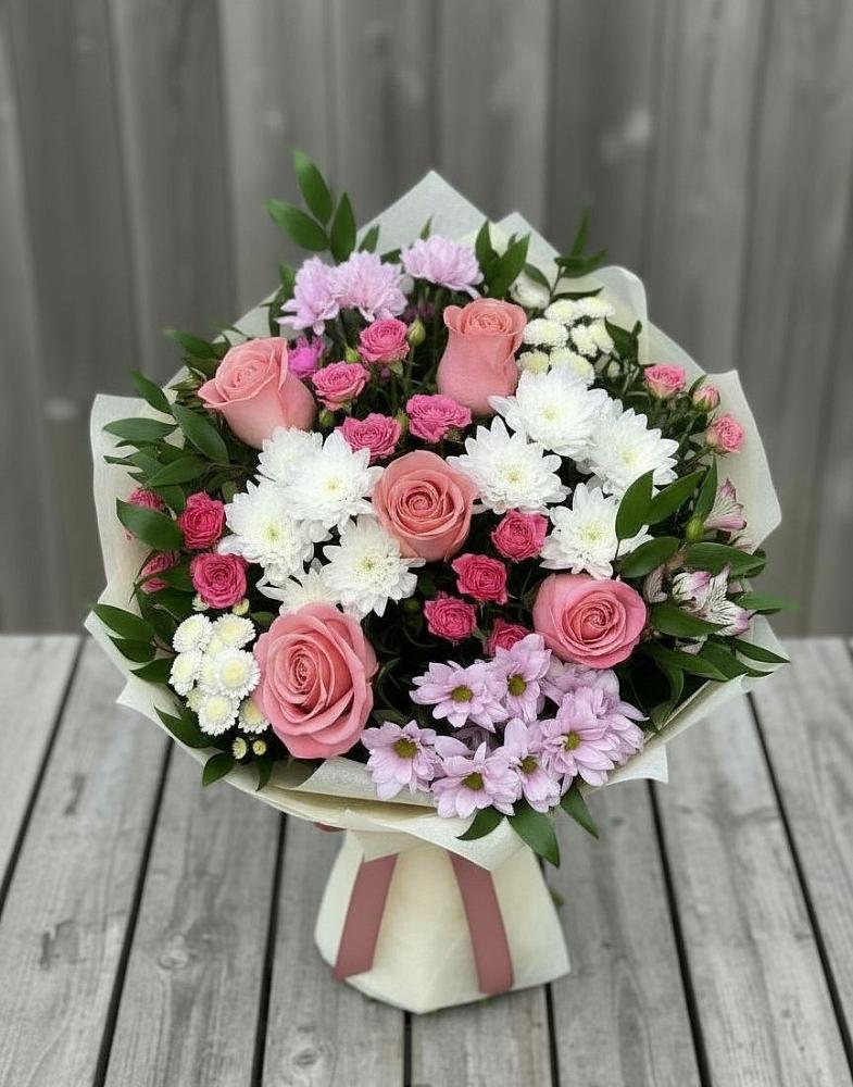 Букет цветов из: Альстромерии, Гвоздики, Розы и Хризантемы в Шерловой Горе