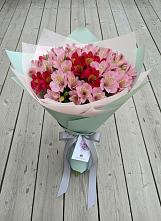 Букет цветов из:  Альстромерии в Шерловой Горе