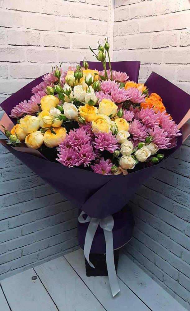 Букет цветов из: Хризантемы и Розы в Шерловой Горе