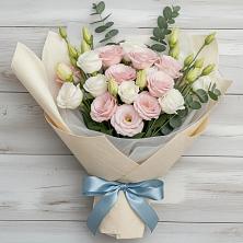 Букет цветов из:  Лизиантусы в Шерловой Горе