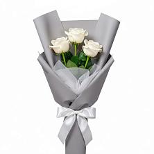 Букет 3 белые розы в Шерловой Горе
