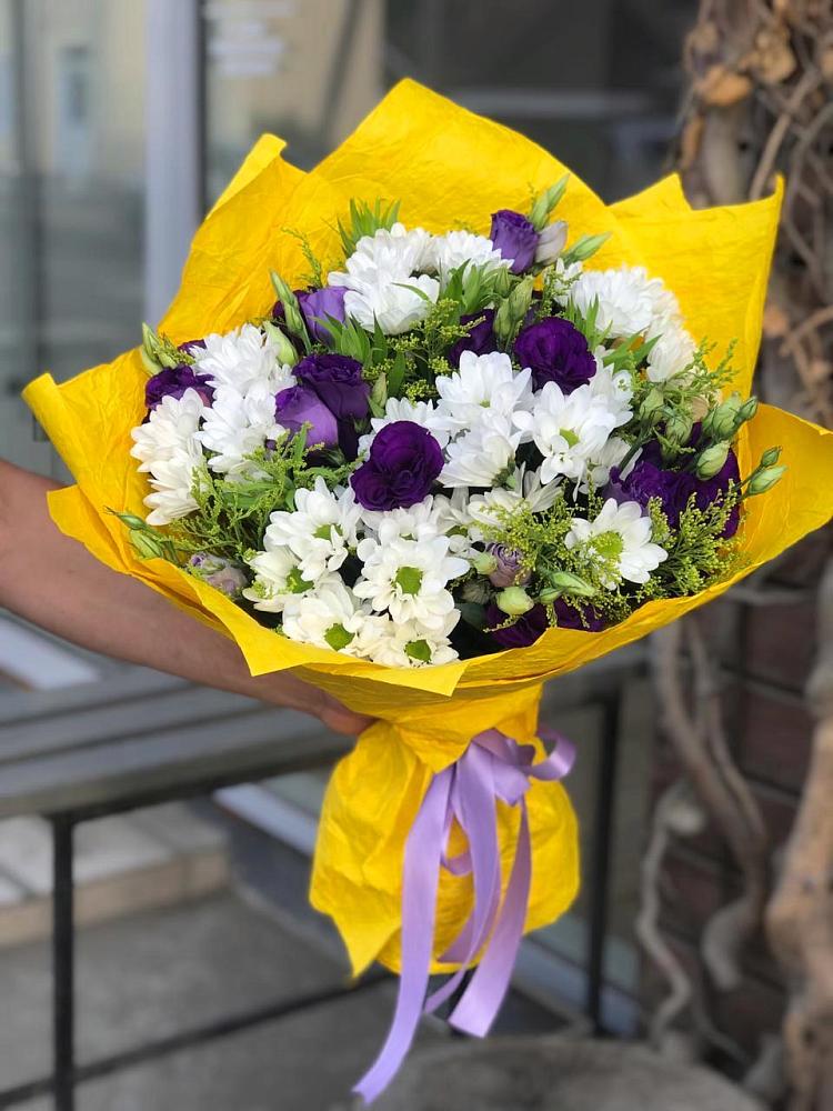 Букет цветов из: Ирисы, Хризантемы и Ромашки в Шерловой Горе