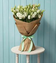 Букет цветов из:  Лизиантусы в Шерловой Горе