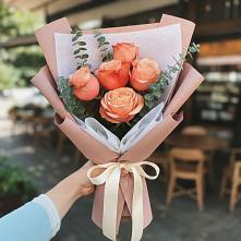 Букет цветов из:  Розы #REPLACE_PRED# Шерловой Горе