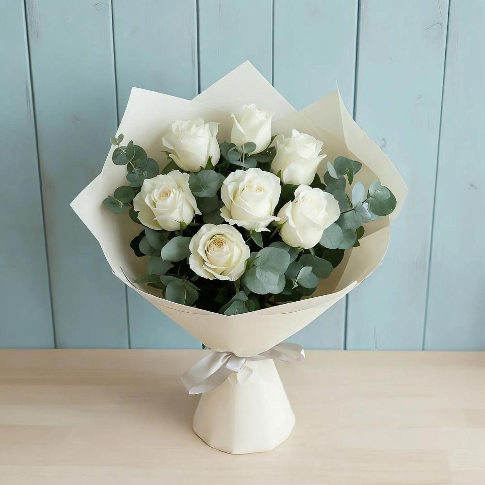 Букет Белые розы в Эвкалипте в Шерловой Горе