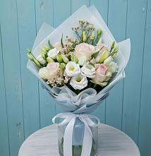 Букет цветов из:  Розы и Лизиантусы в Шерловой Горе
