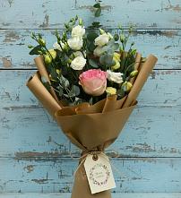 Букет цветов из:  Розы и Лизиантусы в Шерловой Горе